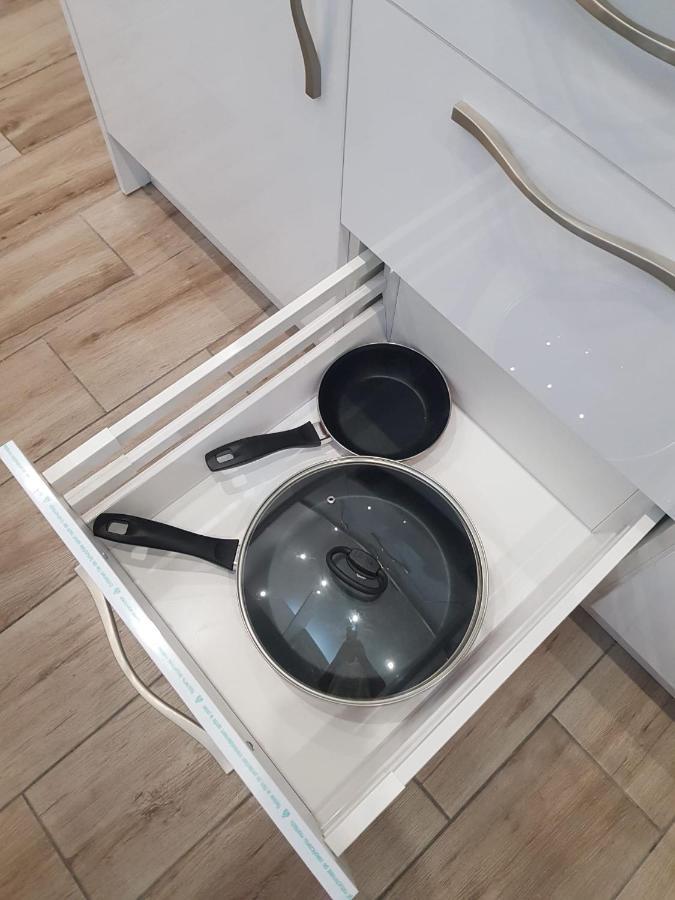 Family Comfortable Apartment Arona  Εξωτερικό φωτογραφία